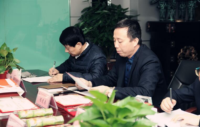 电子游戏app官网下载