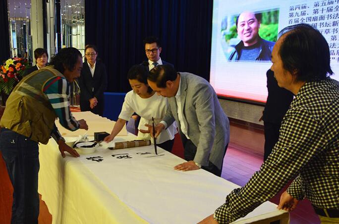 电子游戏app官网下载