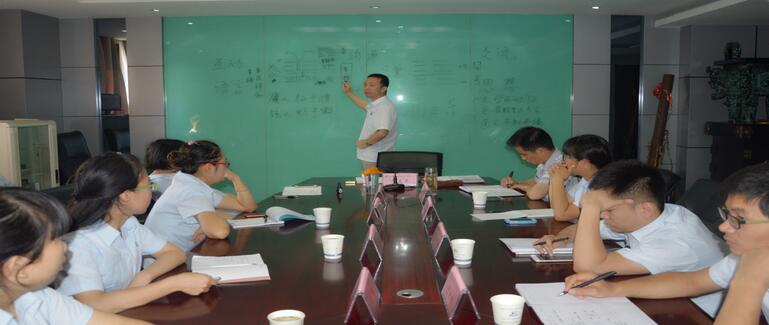 电子游戏app官网下载