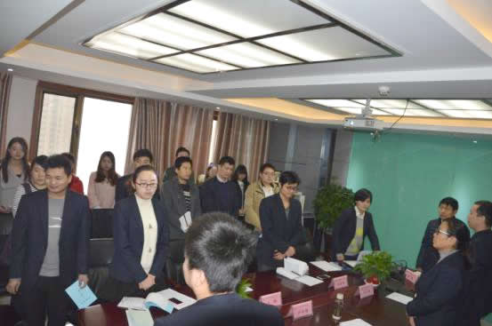 电子游戏app官网下载