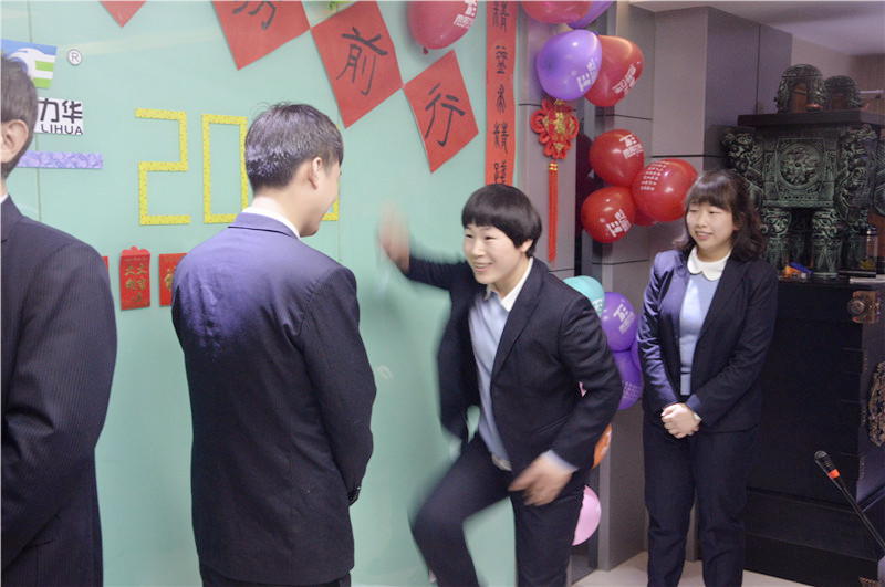 电子游戏app官网下载