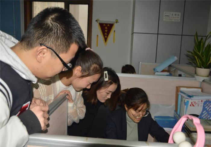 电子游戏app官网下载