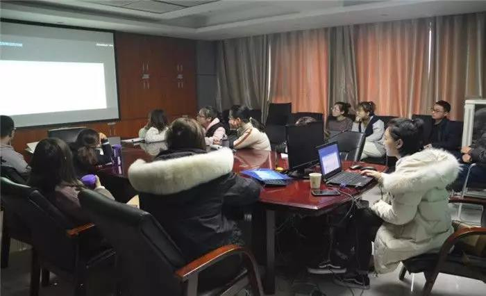 电子游戏app官网下载