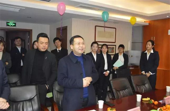 电子游戏app官网下载