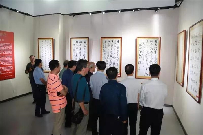 电子游戏app官网下载