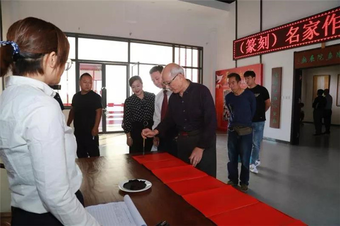 电子游戏app官网下载