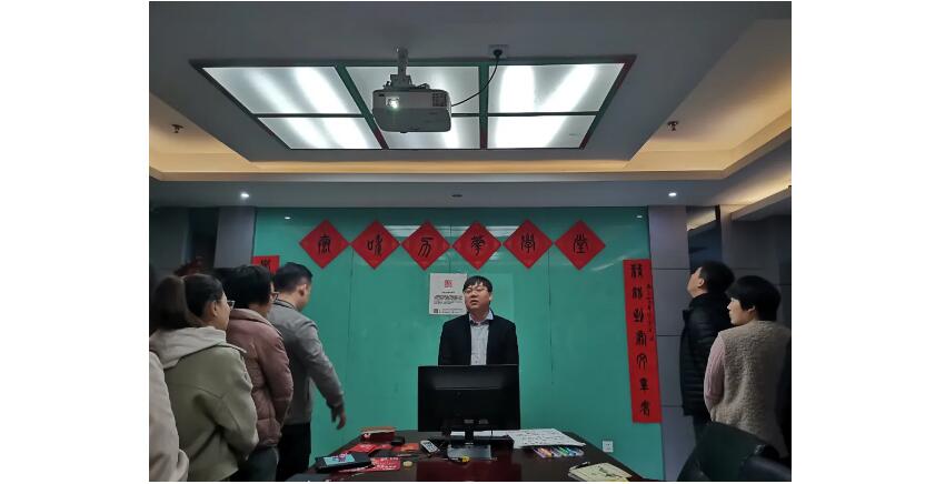 电子游戏app官网下载